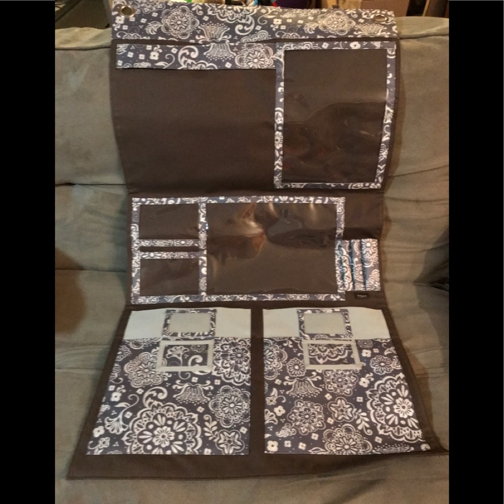 Thirty-one wall organizer